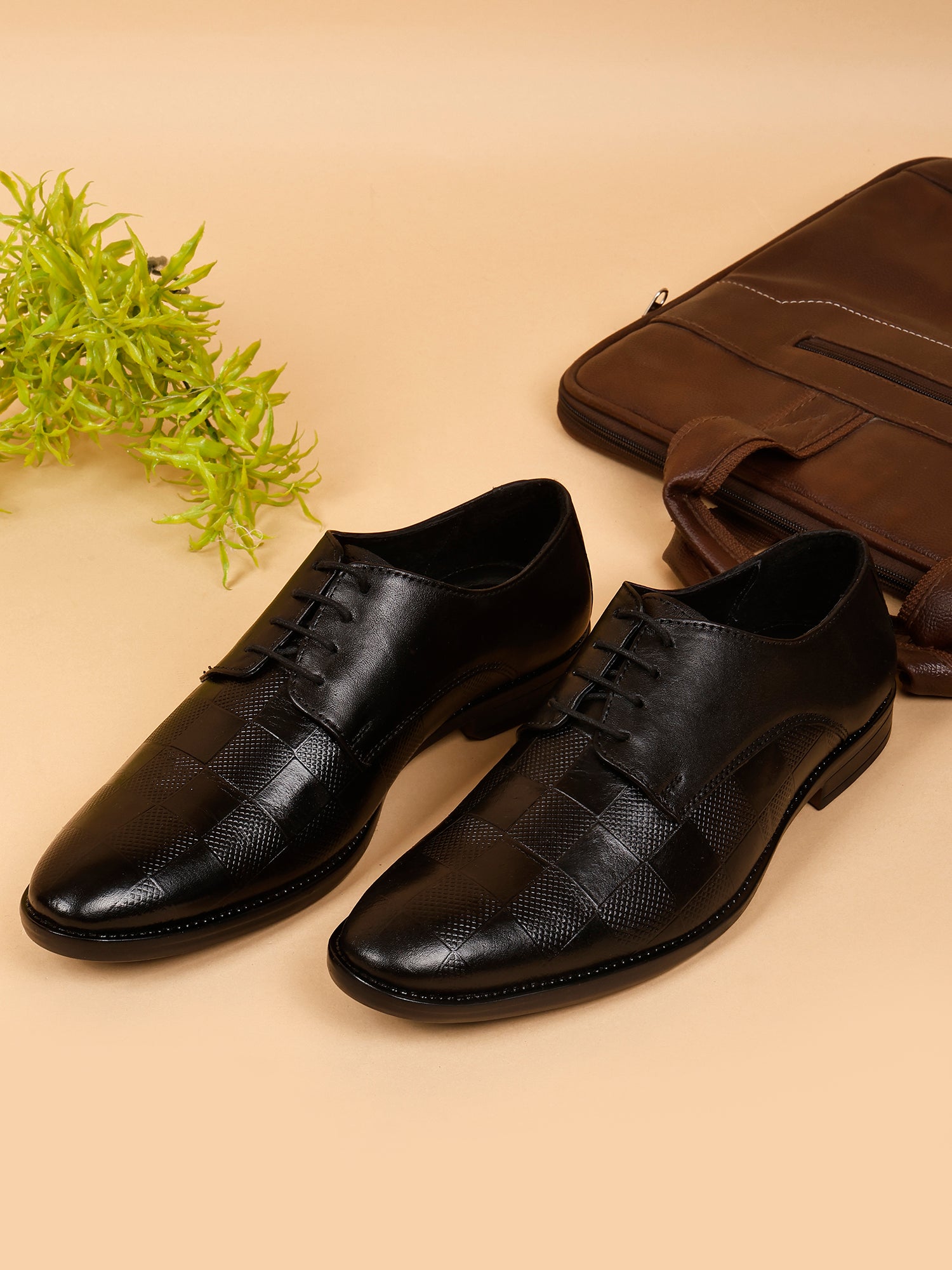 Louis Blanc Crust leather Block Pattern Design Formal Shoes For Men's (LB 01 A)